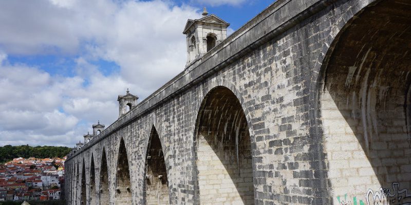 Insider tip for Lisbon - The aqueduct, water supply of the city