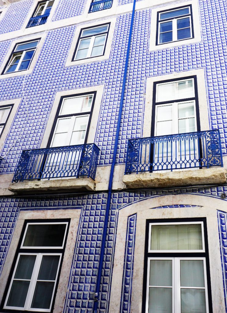 Get on track of tiled art in Lisbon