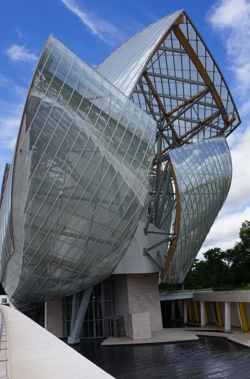 A praça do Pompidou segundo a Louis Vuitton