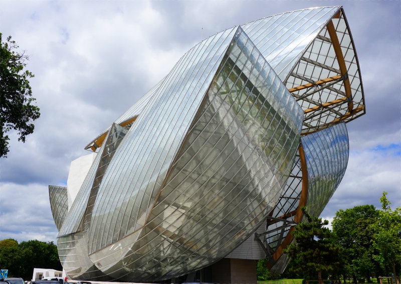 Architecture in Paris: Centre Pompidou and Fondation Louis Vuitton