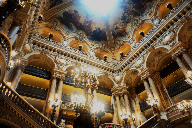 A golden moment at the Opéra Garnier (Palais Garnier)