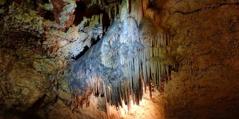 Lipa-Cave - Tropfsteinformation