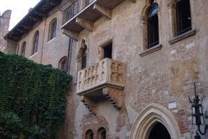 Shakespeare's Romeo and Juliet is set in Verona.