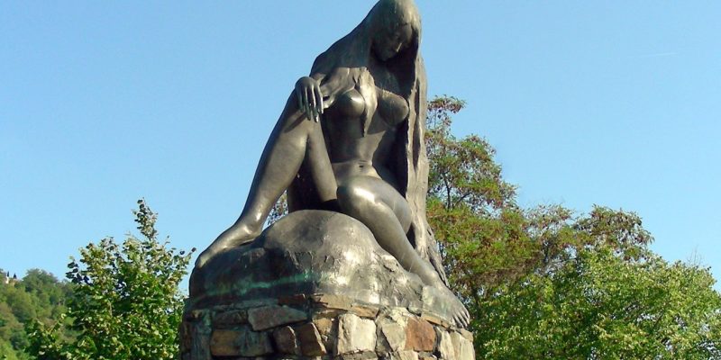 Loreley Statue am Rhein